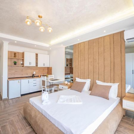Twins Apartments Улцин Екстериор снимка