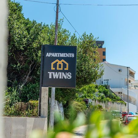 Twins Apartments Улцин Екстериор снимка