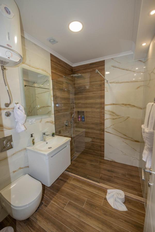 Twins Apartments Улцин Екстериор снимка