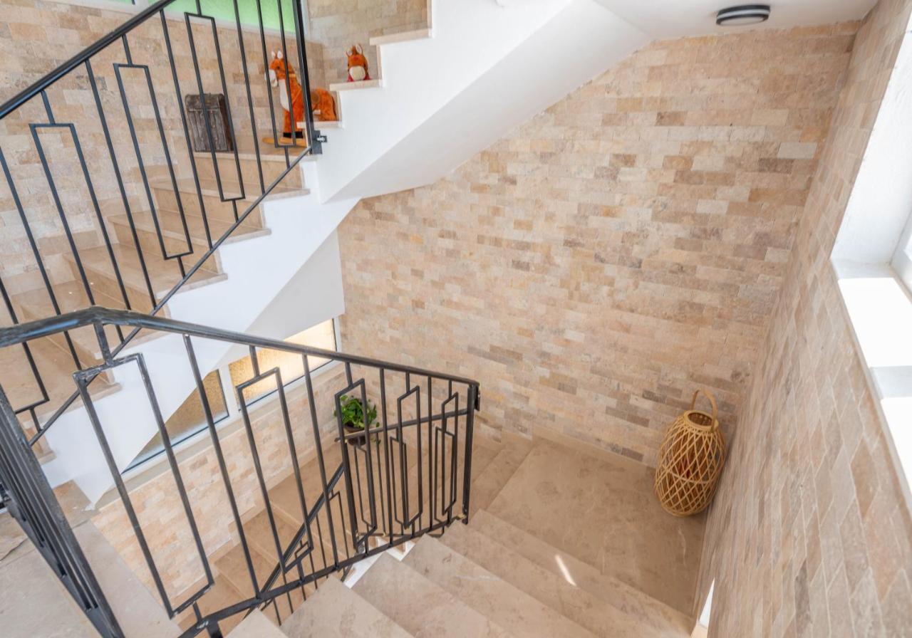 Twins Apartments Улцин Екстериор снимка